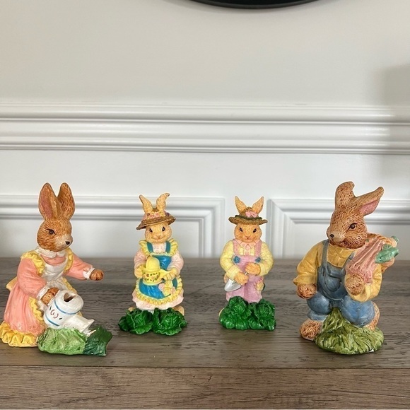 Bunny Family figurines/Brown Bunny family/Easter Bunny figures/Easter Home Decor - Picture 1 of 15